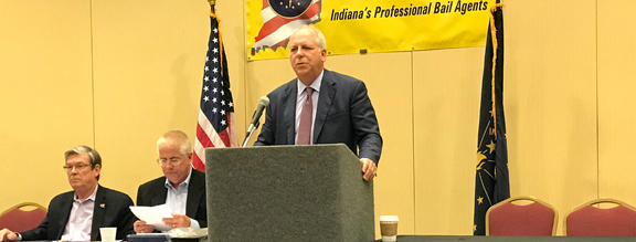 Bill Carmichael Addresses Isbaa Membership.  Pictured Left Is Bob Dawson And Lee Sexton.